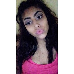 Meet your Posher, Aylin