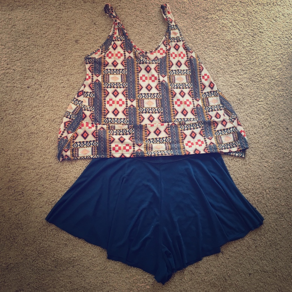 H&M Shorts! MUST HAVE!! Size L