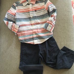 Boys 2T coordinating set, cool color combo 😎
