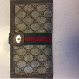 Vintage Gucci Wallet