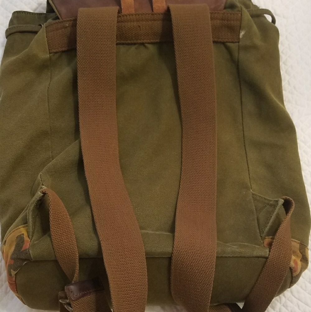 GOOTIUM Backpack - Picture 3 of 5