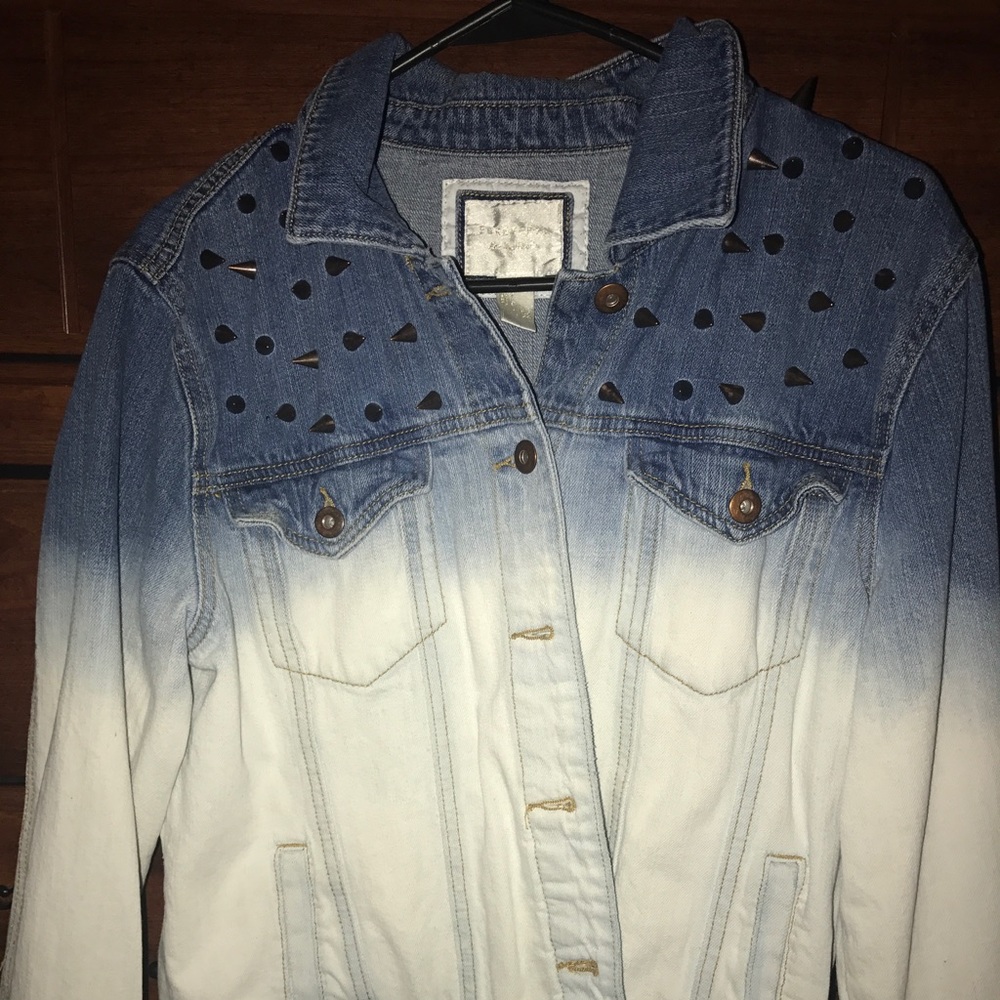 Denim studded jacket