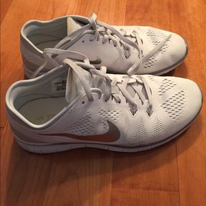 Women's white Nike Free