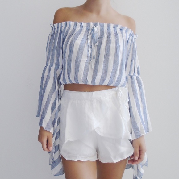 SOLD OUT ❌ Talia Off The Shoulder Bell Sleeve Top - Picture 8 of 8