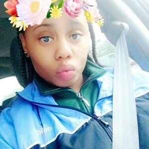 Meet your Posher, Lashawnda