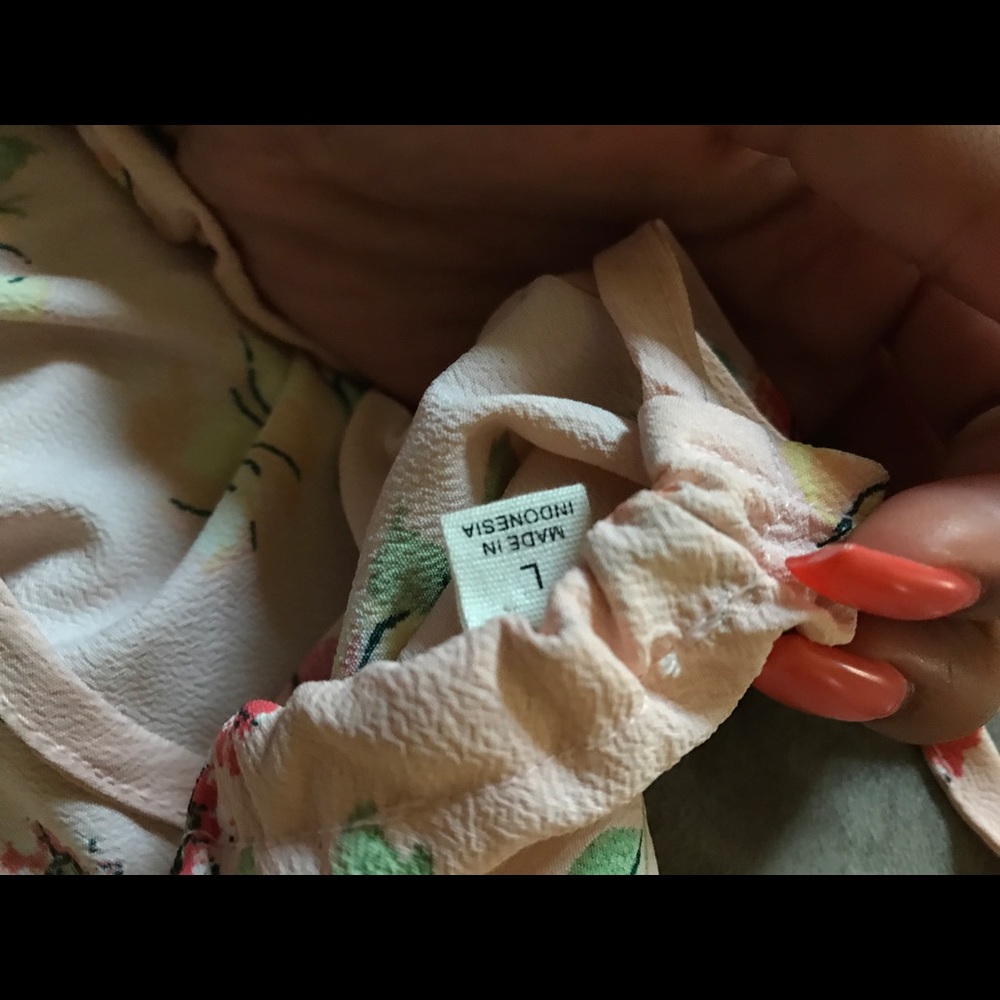 FLORAL ROMPER - Picture 2 of 2