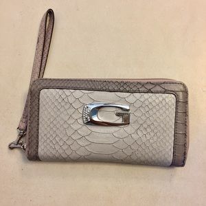 Preloved GUESS wallet