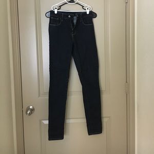 High rise Levi's skinny jeans