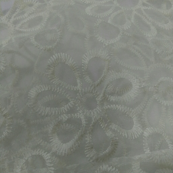 Sweater/shirt - Picture 4 of 4