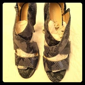 Enzo Angiolini leather Snake skin Print Heels