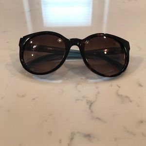 Tory Burch Vintage Round Sunglasses