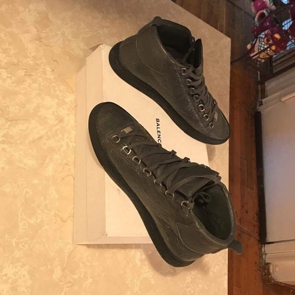 Balenciagas - Picture 2 of 4