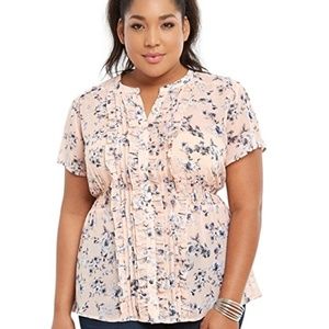 NEW Torrid Floral Print Chiffon Smocked Top