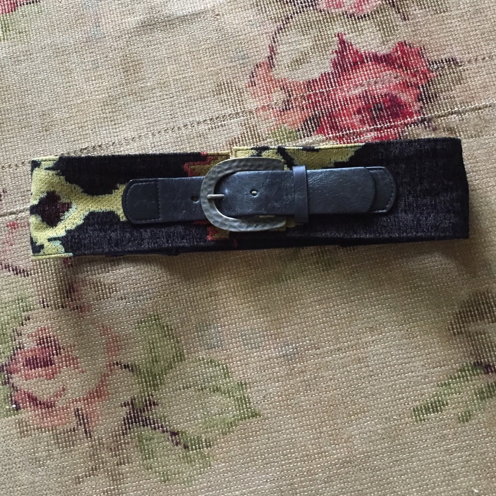 Anthropologie black ikat belt