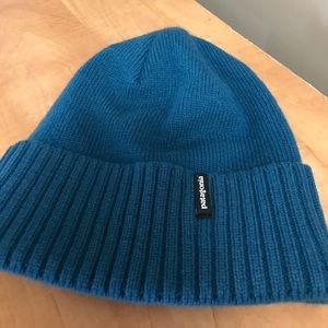 Patagonia beanie NEW