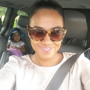 Meet your Posher, Denisse