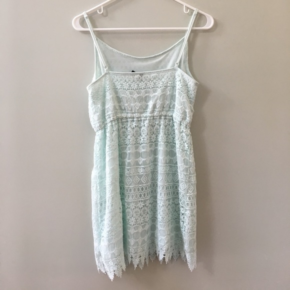 Never worn! Light blue lace mini dress - Picture 2 of 4