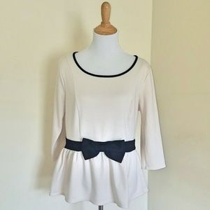 Forever 21 Black bow peplum top size XL