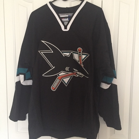 Other - 🦈 Black San Jose sharks 🏒hockey jersey 🏒🥅