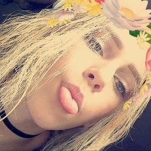 Meet your Posher, Maddie