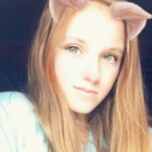 Meet your Posher, Ella