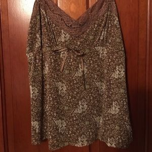 Pretty floral and lace camisole.