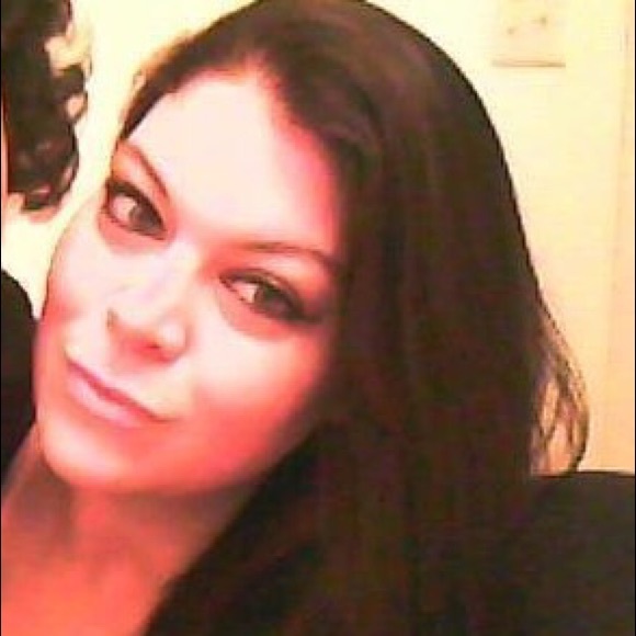 Meet your Posher, Ashley - Picture 1 of 1
