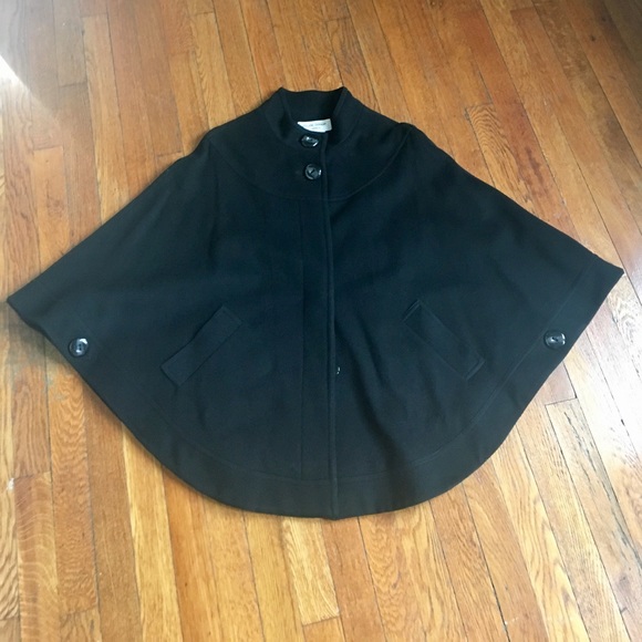 NWOT Helene Berman London Black Wool Poncho Small - Picture 1 of 5