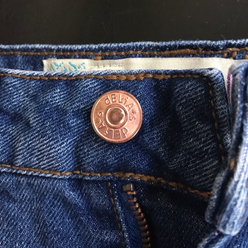 Delias high wasted shorts!! - Picture 2 of 2
