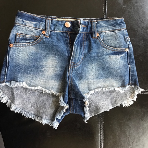 delias Other - Delias high wasted shorts!!