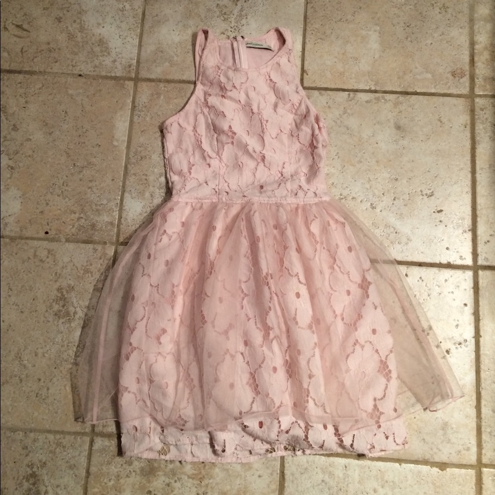 Girl's dress