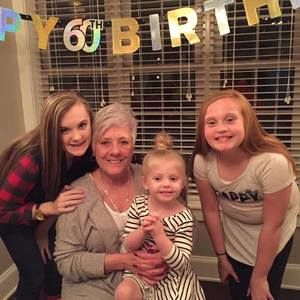 Meet your Posher, Donna