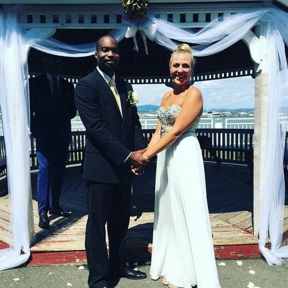 Meet your Posher, Ramona - Picture 1 of 1