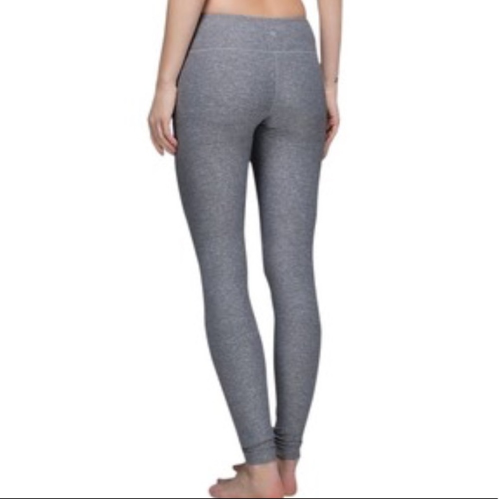 Size 4 Grey Lulu Leggings