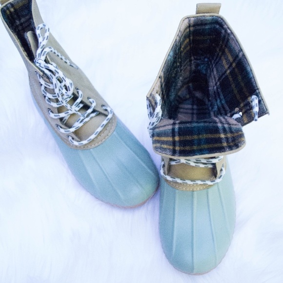 Sage Duck Boots - Picture 3 of 3