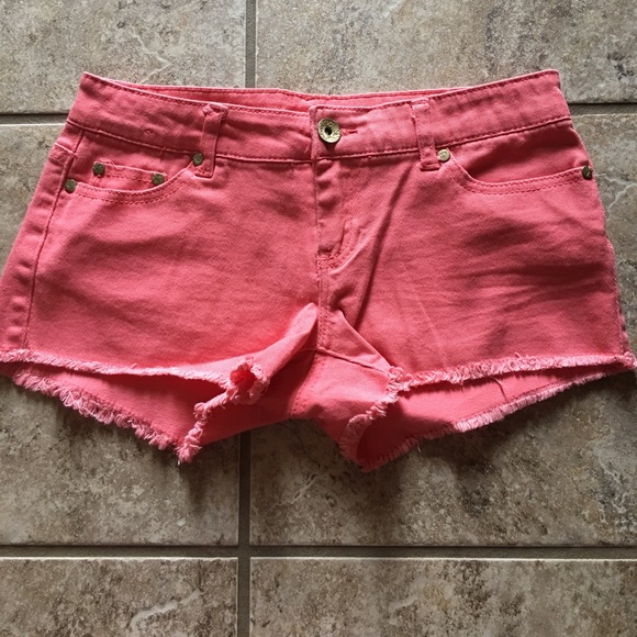 Charlotte Russe Low-waisted Shorts - Picture 1 of 5