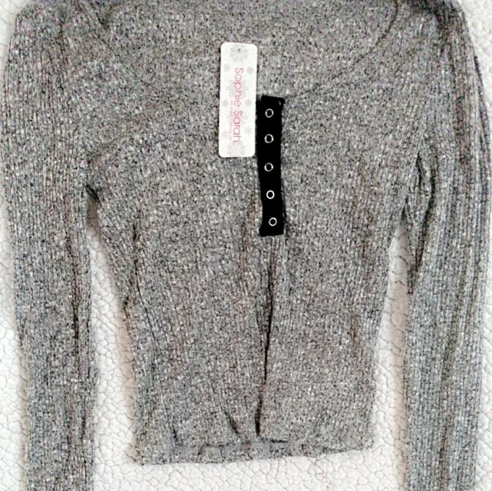 Long sleeve crop top