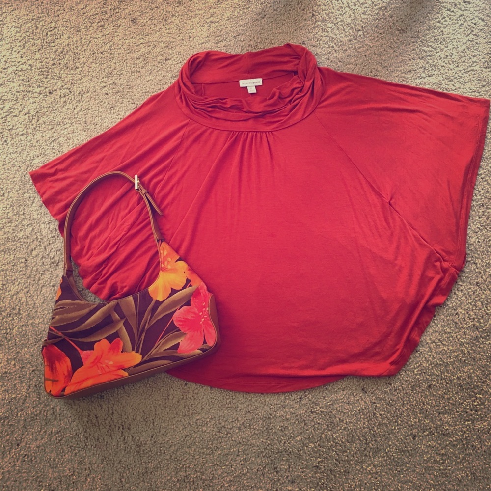 Flattering, burnt orange cowl neck parachute top!