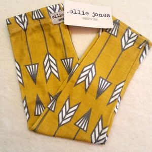 Ollie Jones (handmade) 2T baby leggings