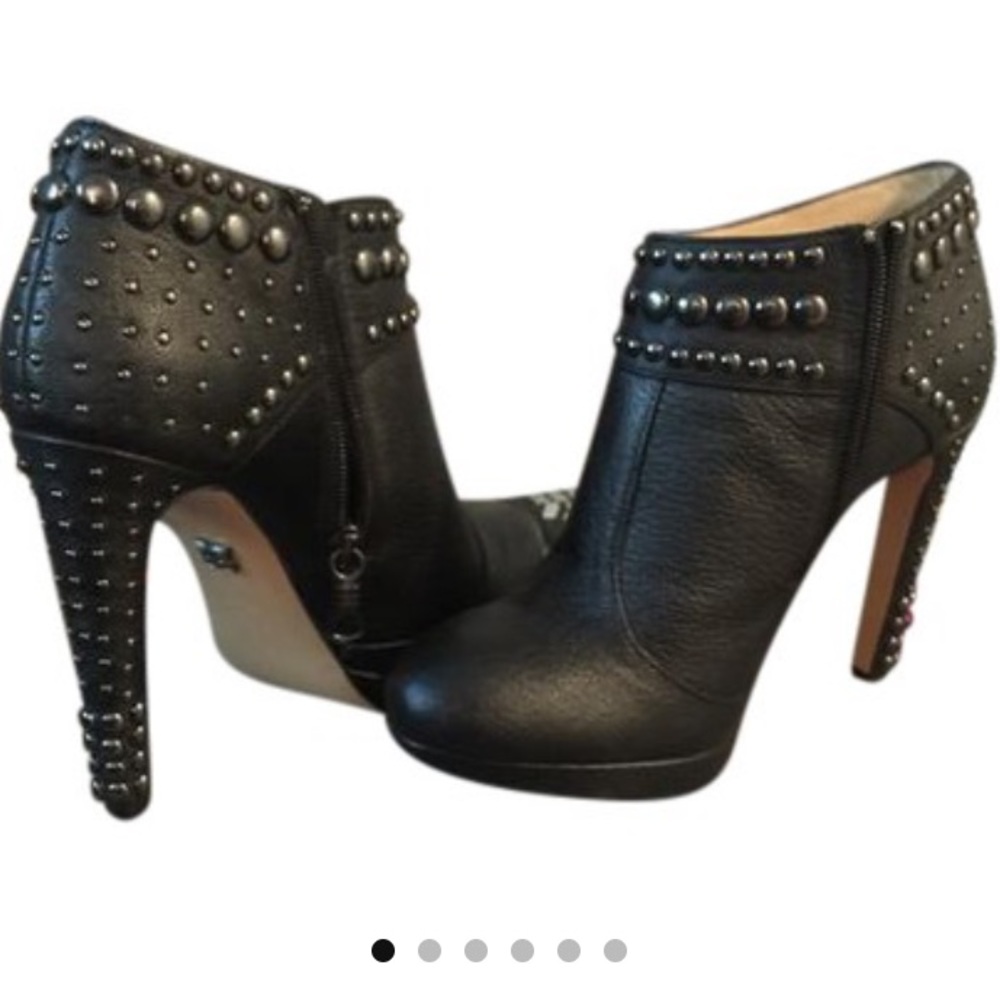BCBG MaxAzria Katarina booties