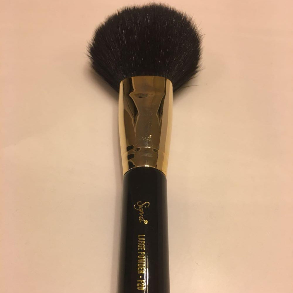 SIGMA Large Powder F20 Makeup Brush 18K GOLD!