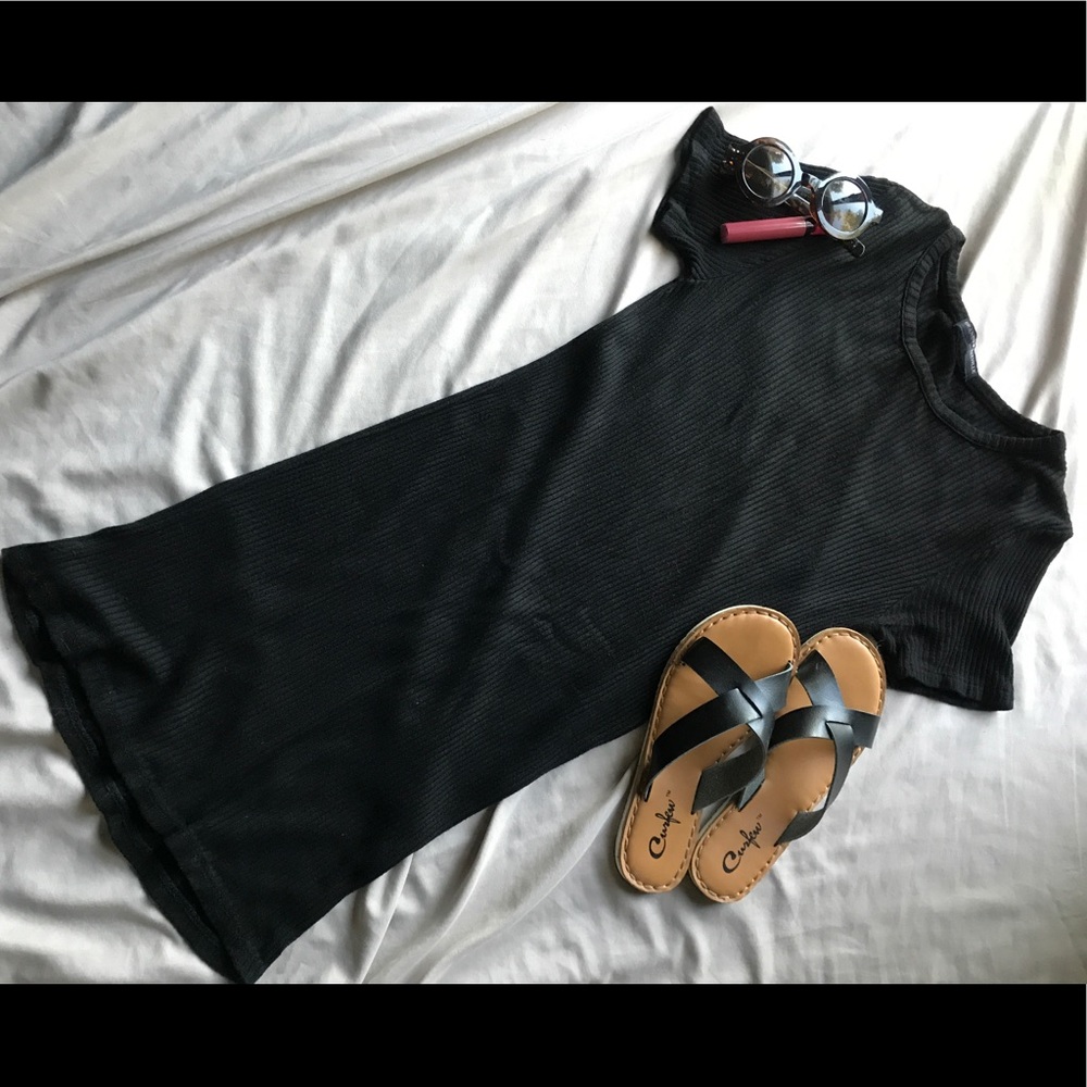 Brandy Melville ribbed black t-shirt dress
