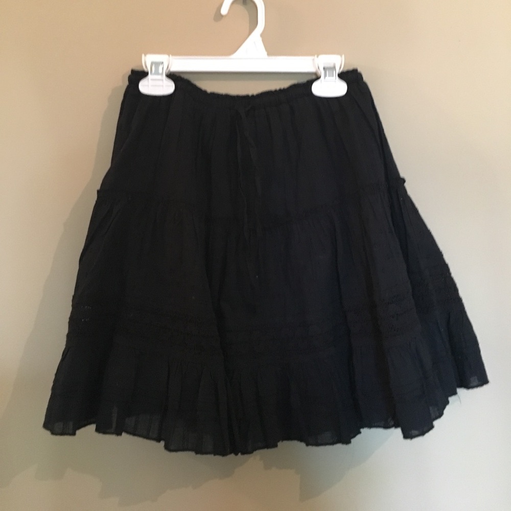 Little black skirt