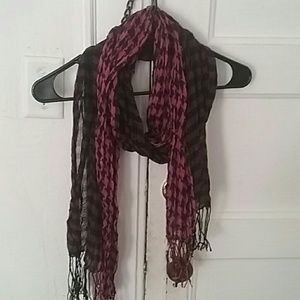 🌻BOGO ITEM🌻 Pink and black scarf