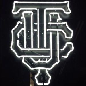 Meet your Posher, Francisco