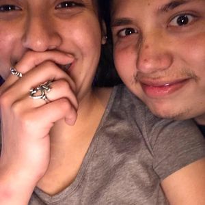 Meet your Posher, Manuel