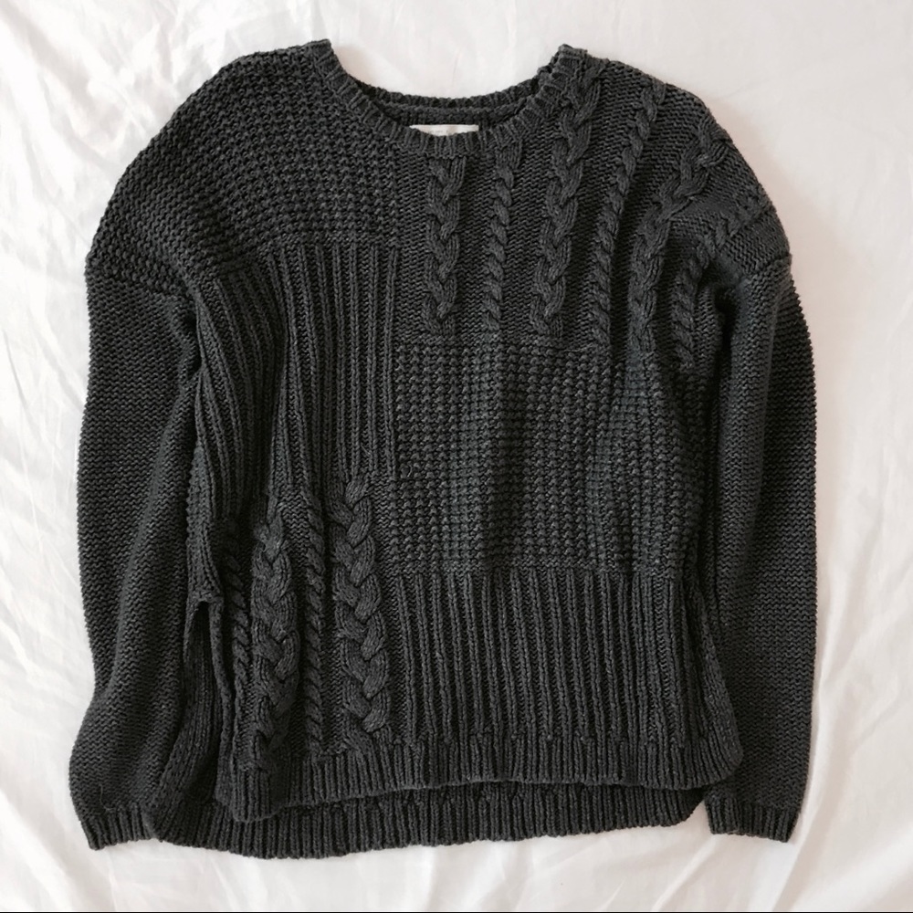 Abercrombie & Fitch Knit Sweater