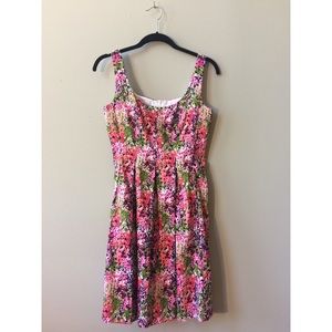Floral scoop neck flared dress w/ pockets!
