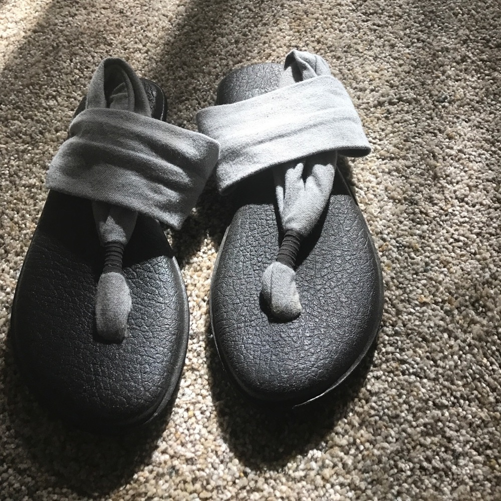 Sanuk sandals