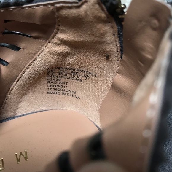 Grey Laser cut Metaphor heel - Picture 6 of 6